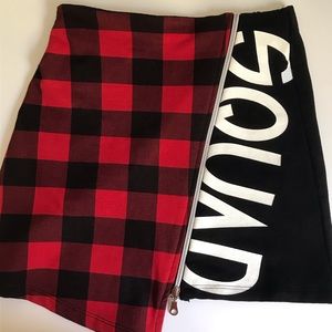 Plaid mini skirt